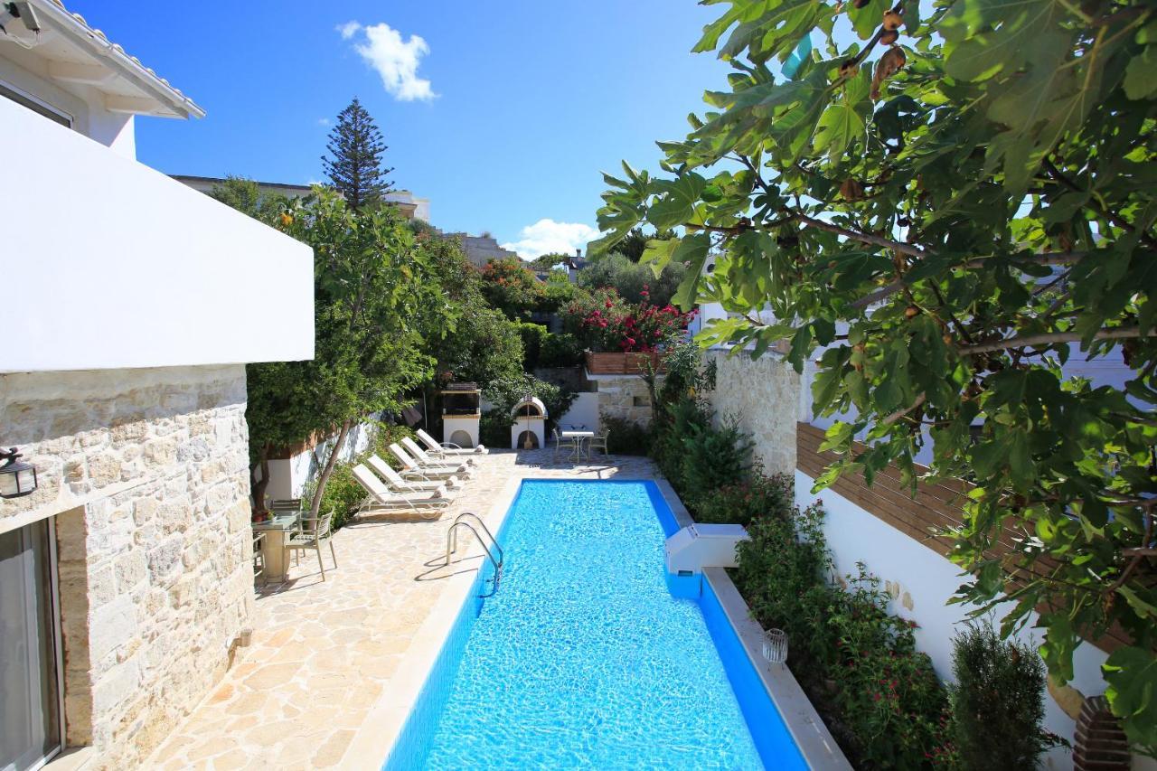 Villa Oasis Kamilari Buitenkant foto