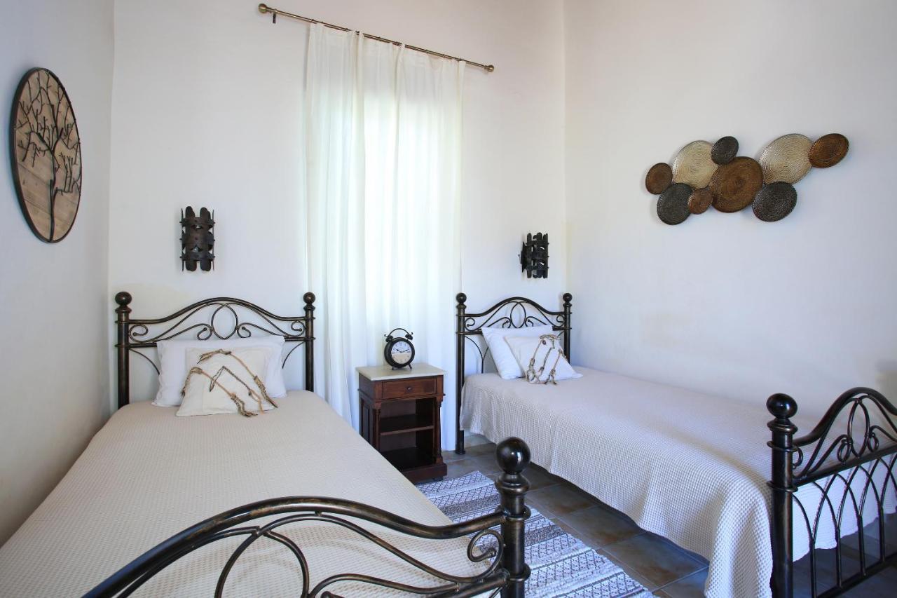 Villa Oasis Kamilari Buitenkant foto